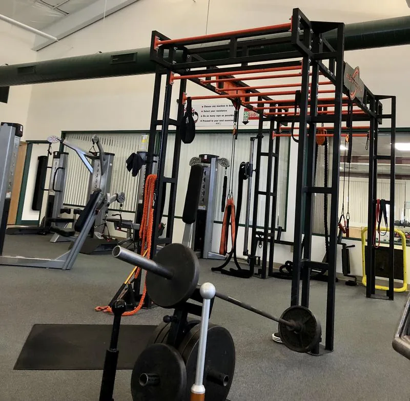 Functional-training rig with battle ropes at HFH gym in Waupaca, WI